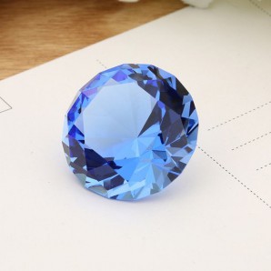 Diamond Shape Crystal Paperweight